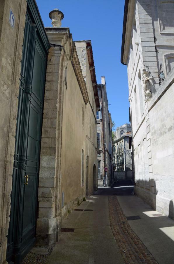 Calme Et Charme Apartment Avignon Exterior photo