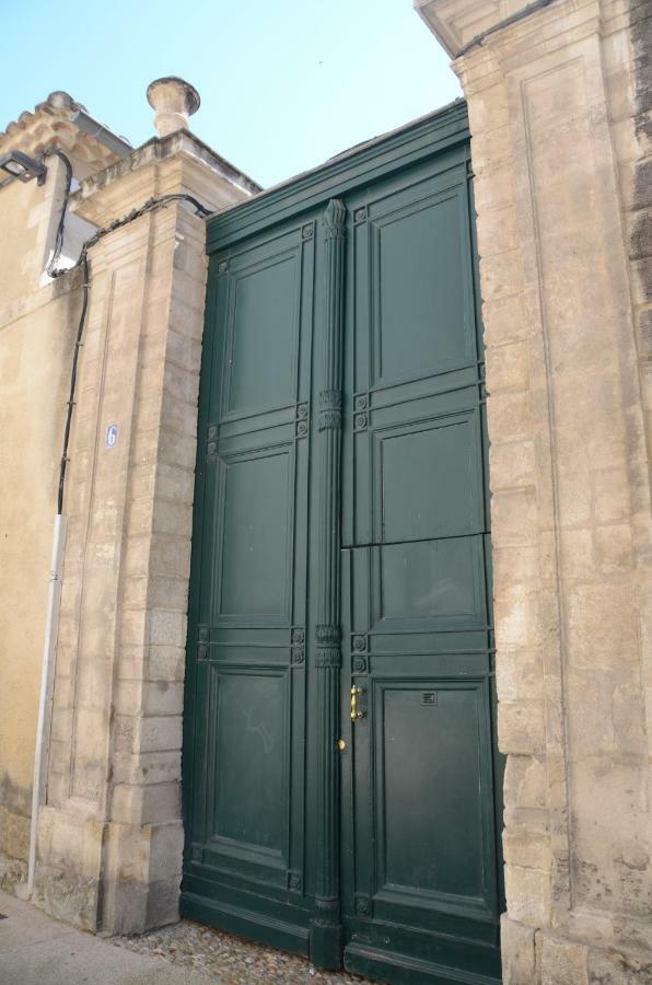 Calme Et Charme Apartment Avignon Exterior photo